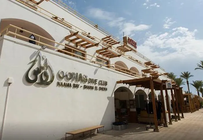Oonas Dive Club 2*