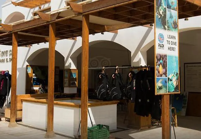 Oonas Dive Club Üdülőközpont