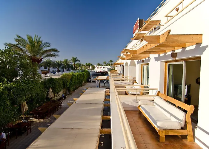 Üdülőközpont Oonas Dive Club 2*